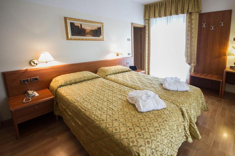 Hotel Sant'Ilario Rovereto  Exterior foto